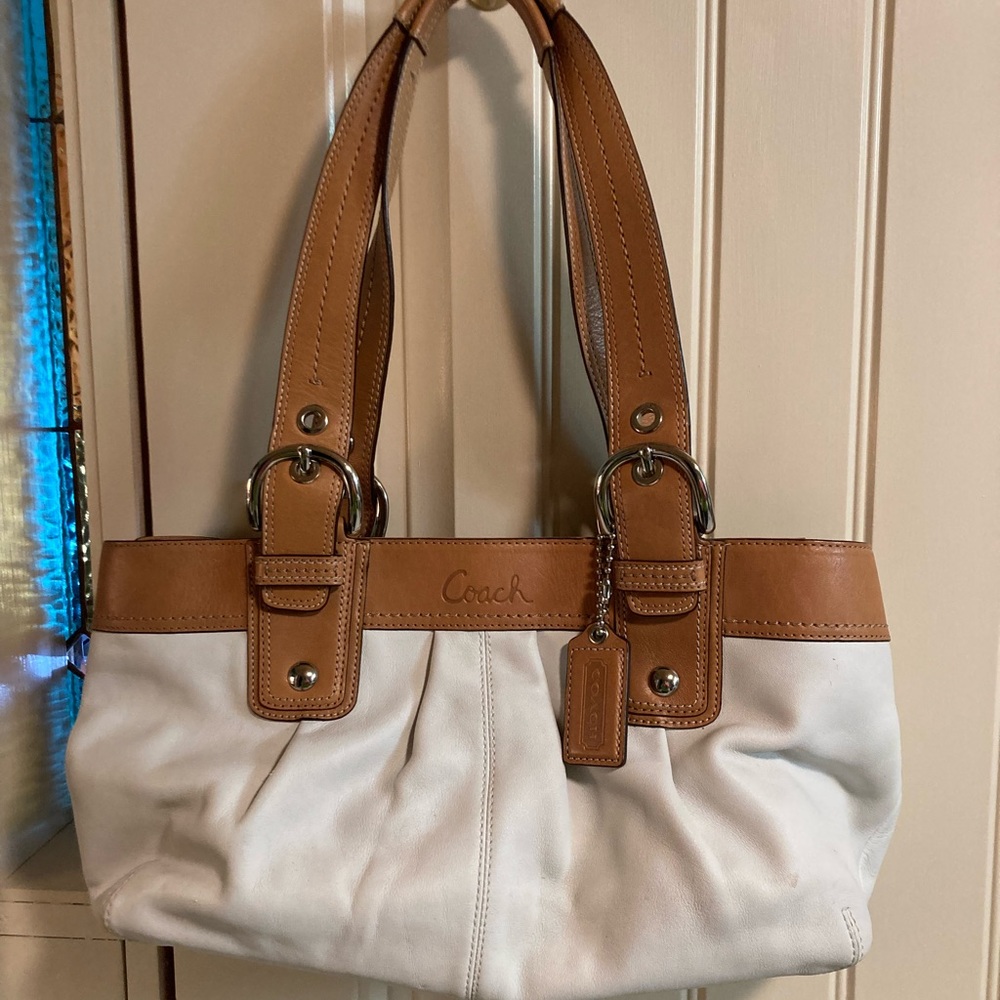 2000s White Leather Coach Purse